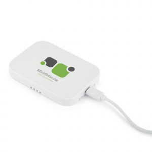 Solid white cuboid wireless charger supplied with a USB cable. Will charge most QI enabled devices. Available in white.