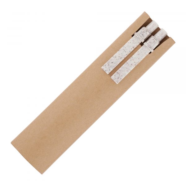 A Set that uses less plastic by having a card barrel, the trim is made from plastic made up of 60% Wheat plastic from a natural and sustainable source and is presented in a recycled card sleeve.