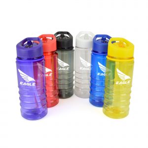 550ml single walled translucent coloured PET plastic drinks bottle with fold down drinking straw and ridged bottom half for grip. PP plastic lid, AS plastic sipper and PE plastic straw. BPA & PVC free. Available in 6 colours. This product replaces MG0707 & is now made from PET material.