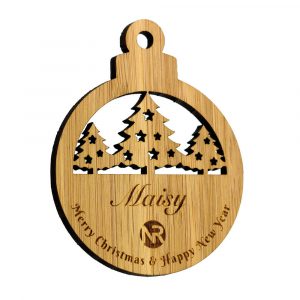 Caramel finish 3mm thick moso bamboo xmas baubles in a range of 9 standard designs. Choose from reindeer, robins, xmas trees, candles, stockings, polar bears, angels, star, penguins & mistletoe.
