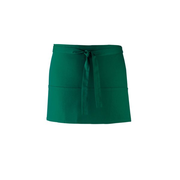 The classic short waist apron features 90cm self-fabric ties and three open pockets which are ideal for carrying small routine essentials as well as card machines and tablet devices on the go. A great professional product for restaurant/bar industries. Made from 65% polyester, 35% cotton blend it offers a smooth surface face to carry your brand. Available in wide range of colours.