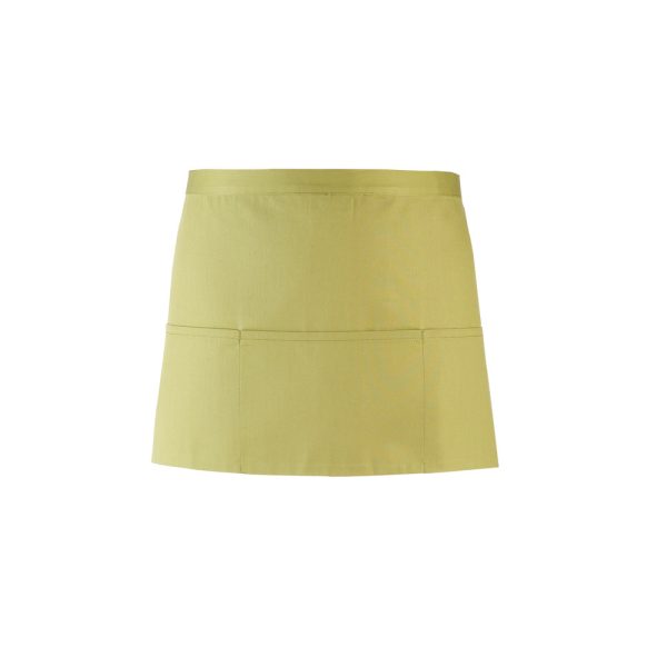 The classic short waist apron features 90cm self-fabric ties and three open pockets which are ideal for carrying small routine essentials as well as card machines and tablet devices on the go. A great professional product for restaurant/bar industries. Made from 65% polyester, 35% cotton blend it offers a smooth surface face to carry your brand. Available in wide range of colours.