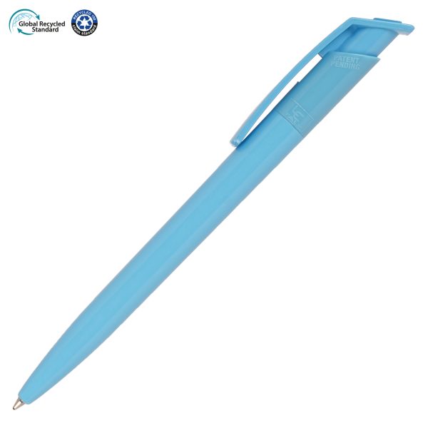 An attractive push action ball pen made from 100% ethically sourced recycled materials, with a traceable footprint. For every two pens purchased, an entire plastic bottle is prevented from entering the ocean. The Recycool is produced in Europe to maintain a lower carbon footprint. Imprinted with ‘Made with Social Plastic’ on the upper barrel of the pen, opposite the clip. This product also includes a European jumbo refill that has a writing length of 2500m.